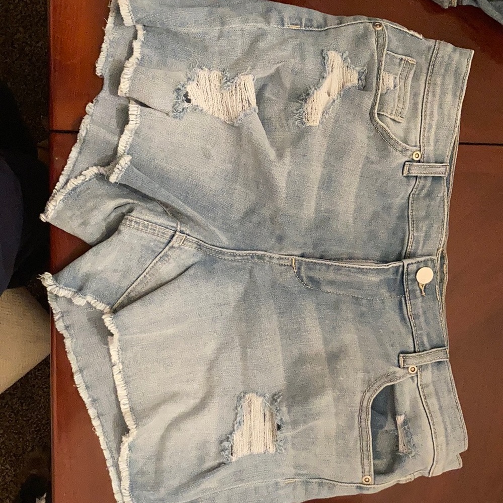 Soho ripped shorts